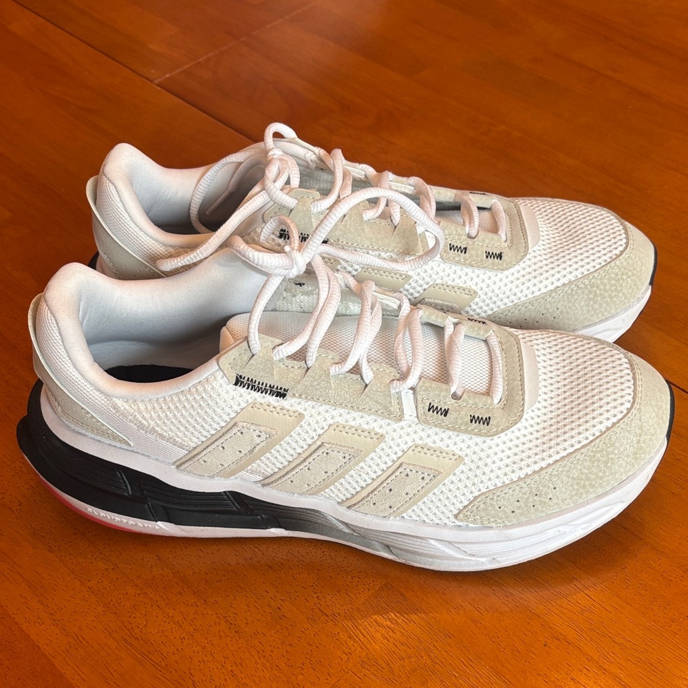 Men’s Adidas Astrastar Sneakers
